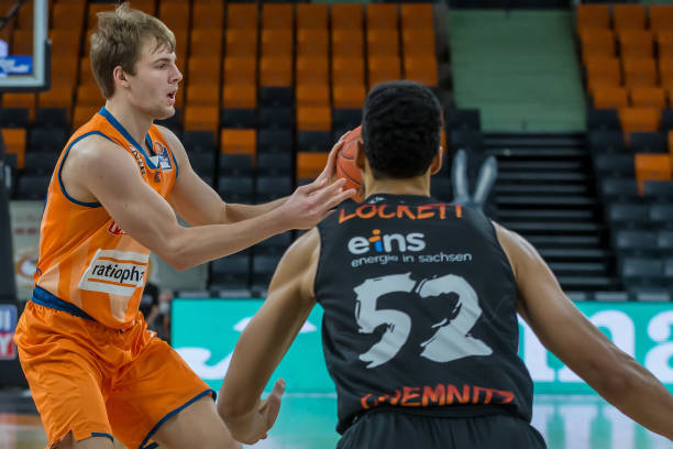 一记惊艳三 一记惊艳三