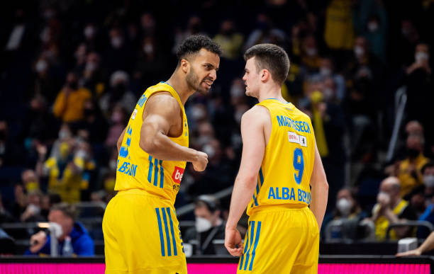 进攻中坚 进攻中坚