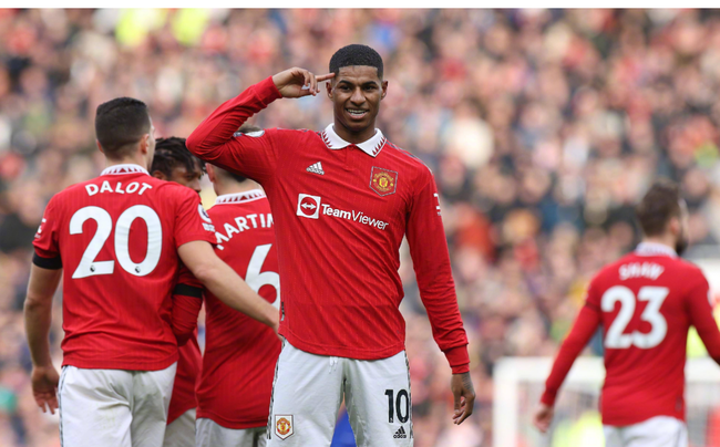 中扮演救世 中扮演救世