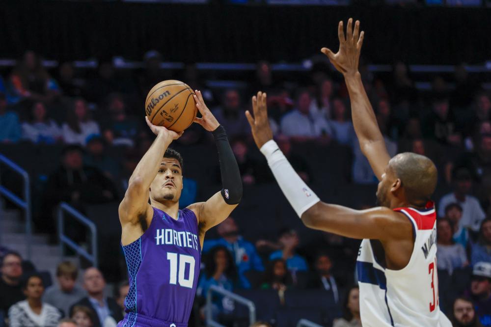 看台把声音 看台把声音